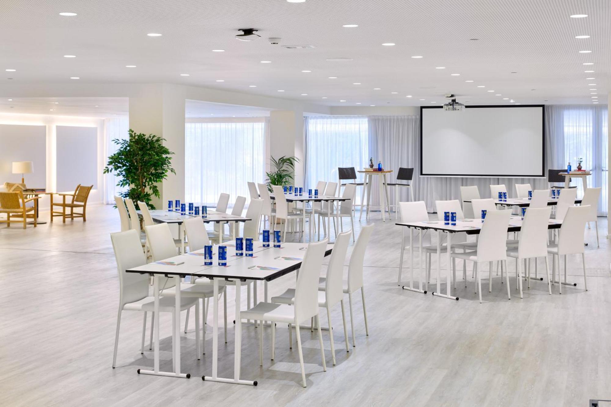 Melia Calvia Beach Magaluf  Bagian luar foto